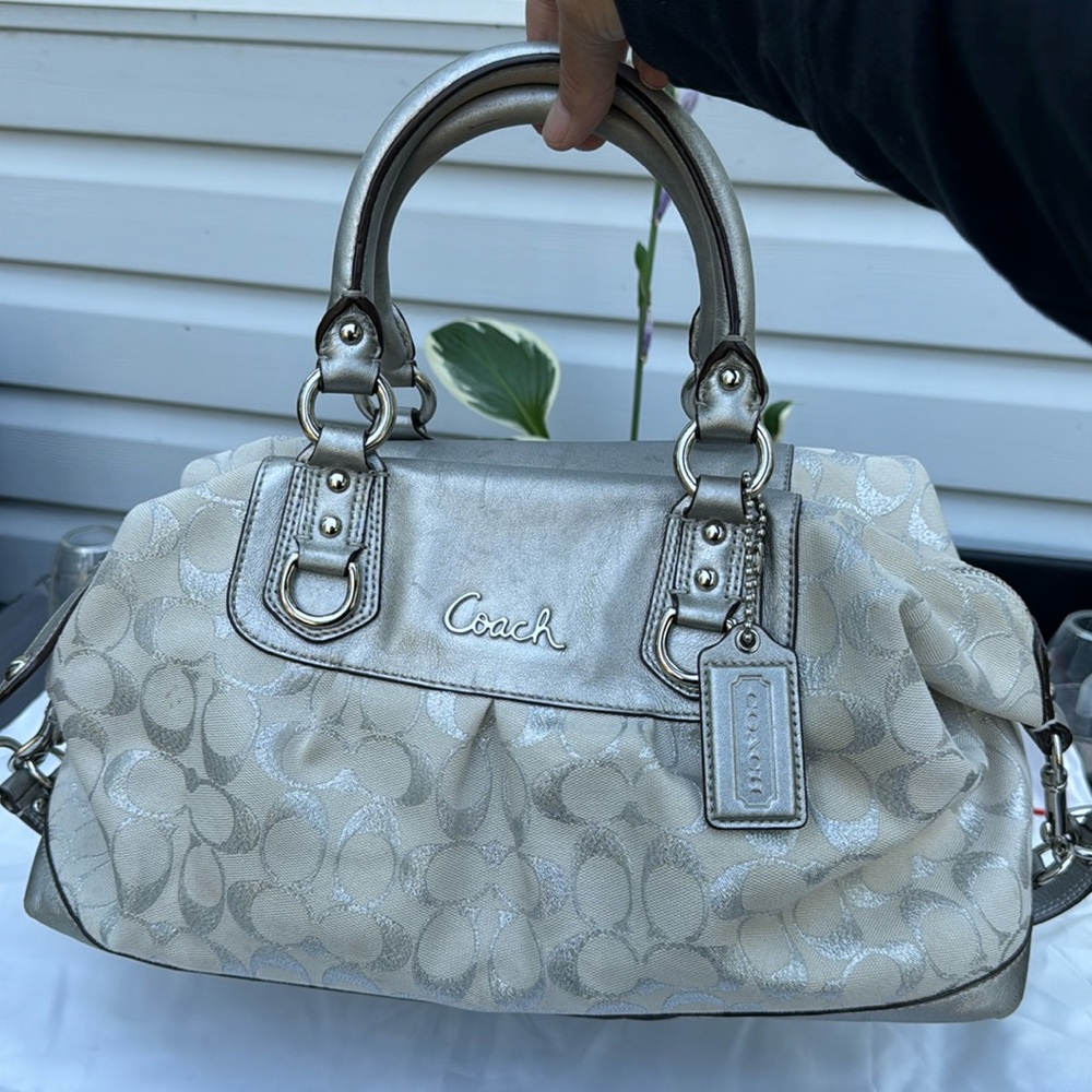 GUC Coach bag